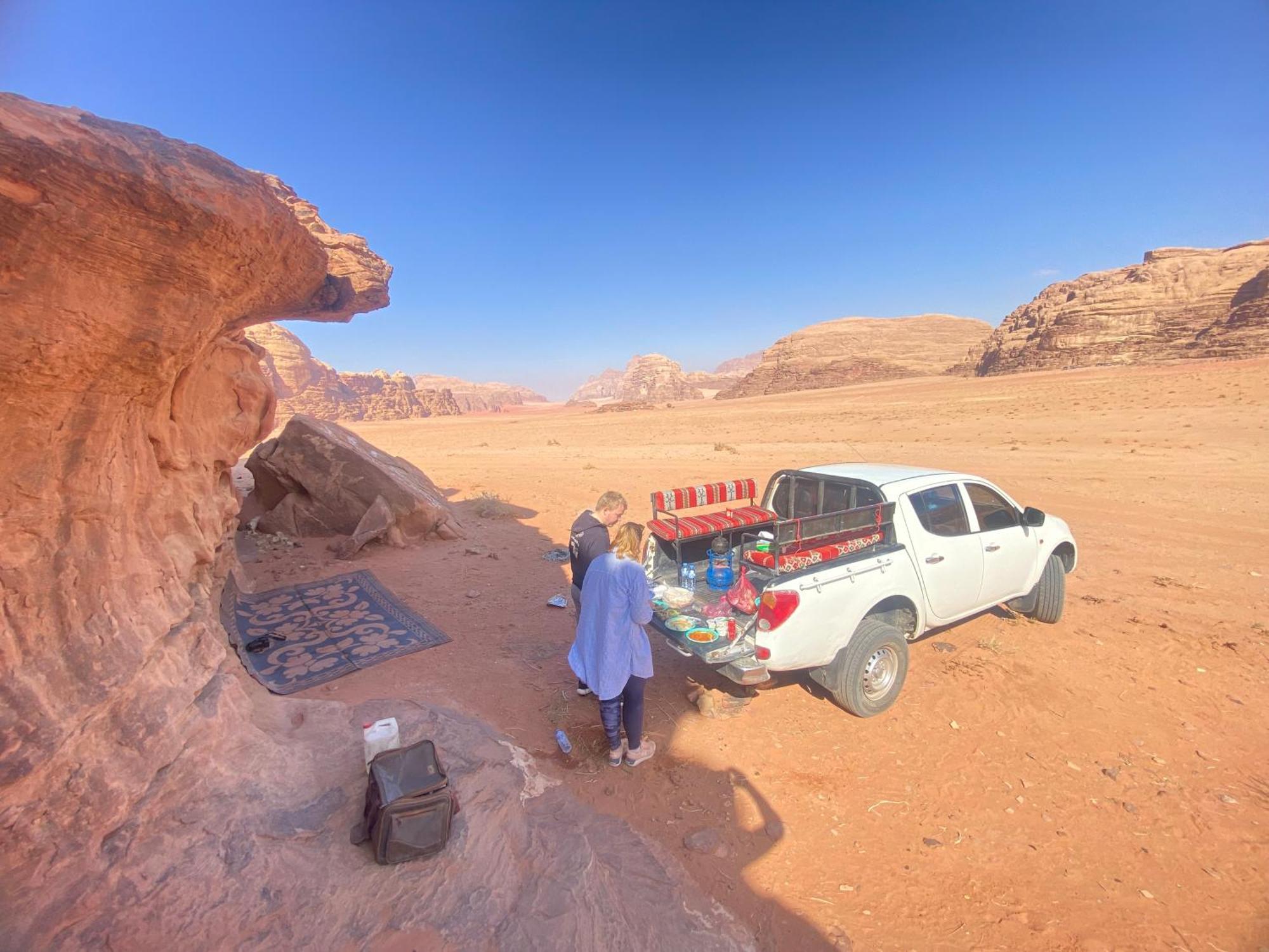 Rum Relaxation Luxury Camp Wadi Rum Exterior photo